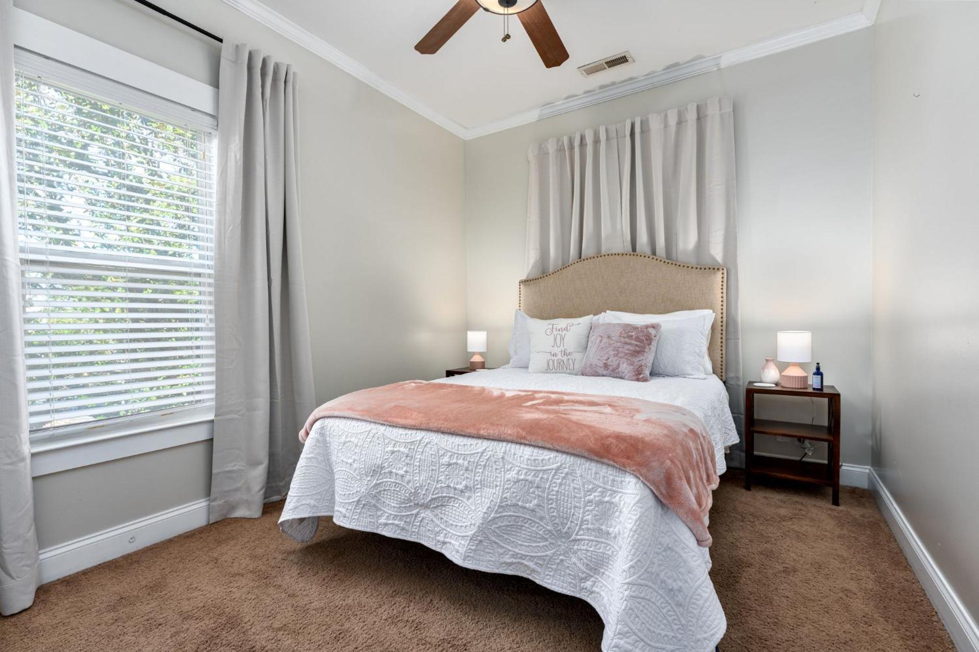 Downtown Wilmington Home ~ Pet Friendly Dış mekan fotoğraf